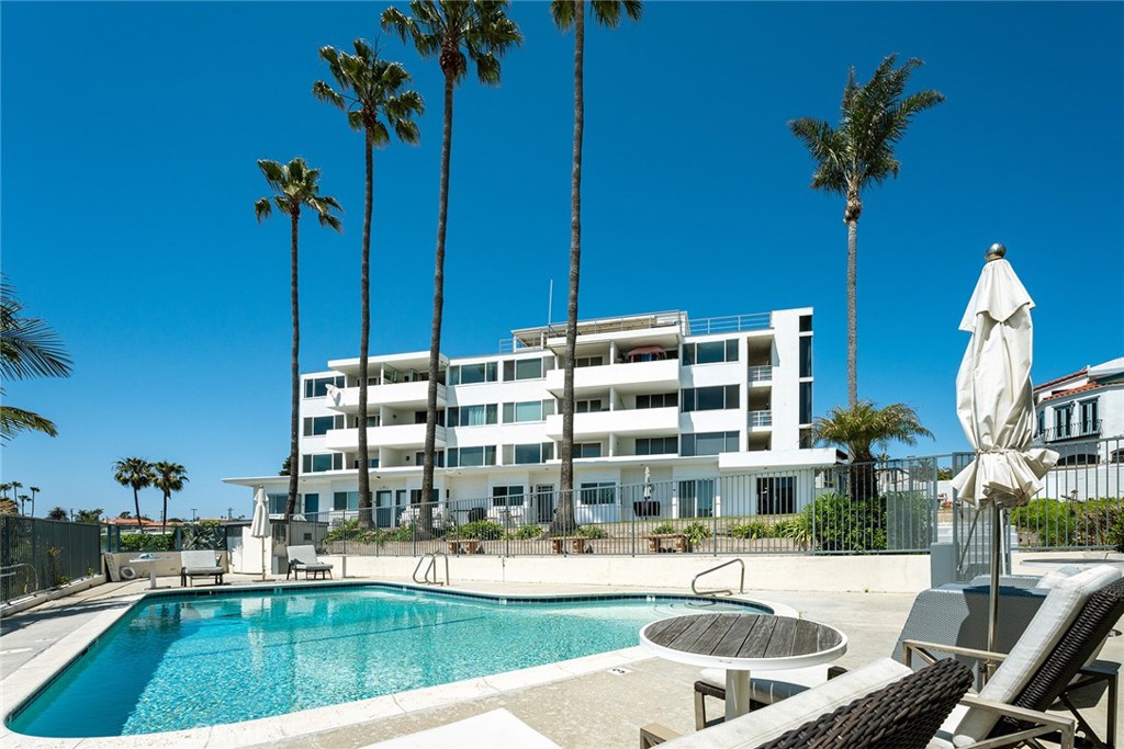 420 Monterey Lane R16