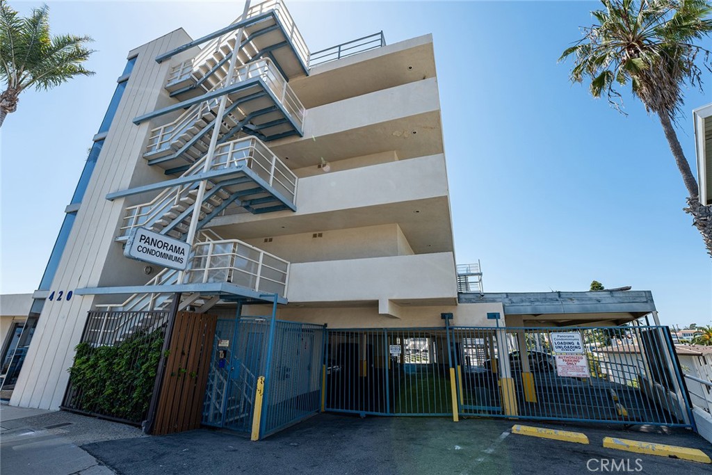 420 Monterey Lane R16