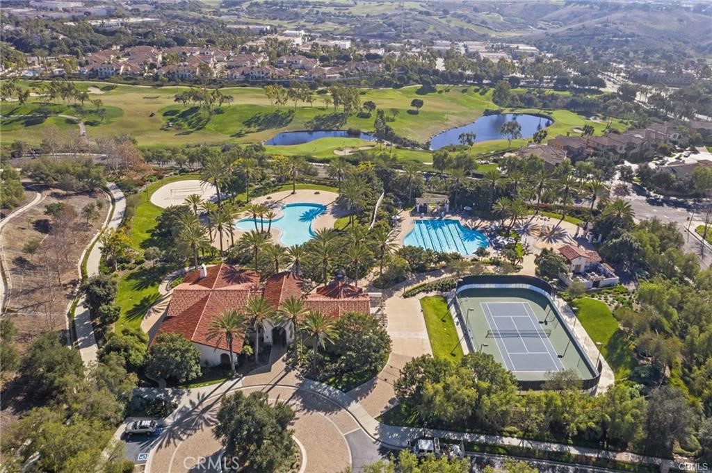 425 Camino Flora Vista