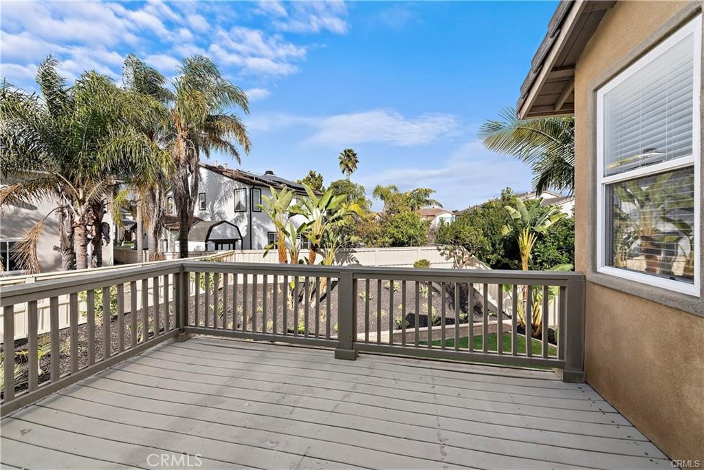 425 Camino Flora Vista