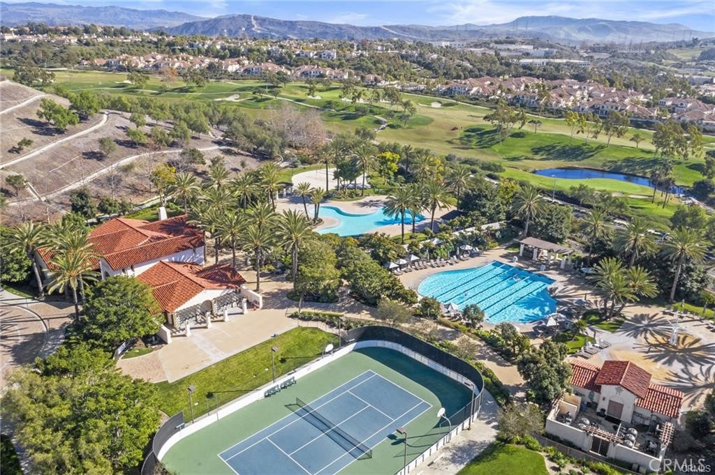 425 Camino Flora Vista