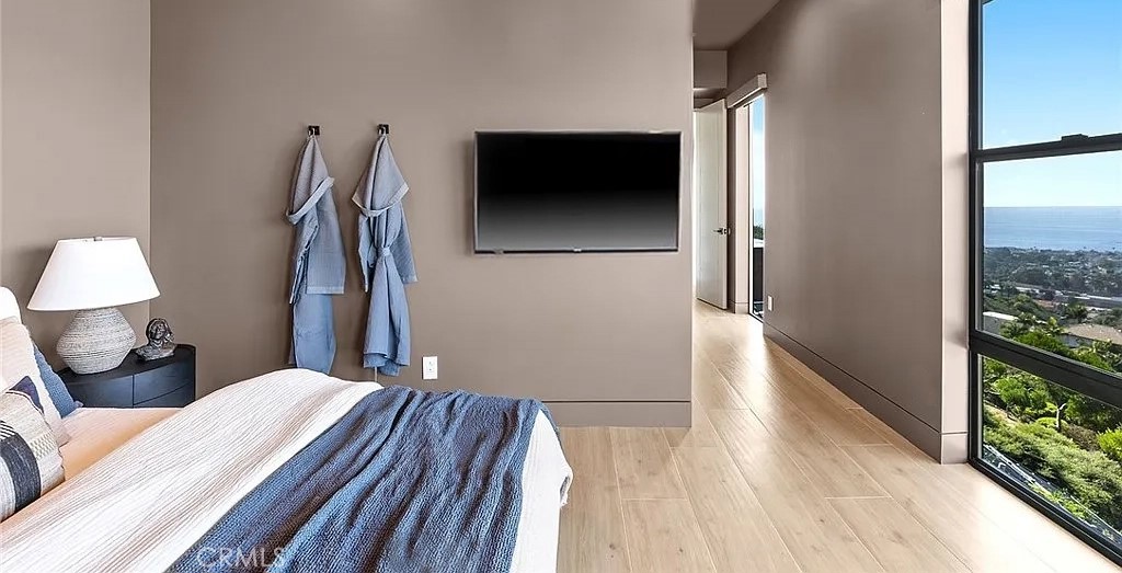 606 E Avenida San Juan