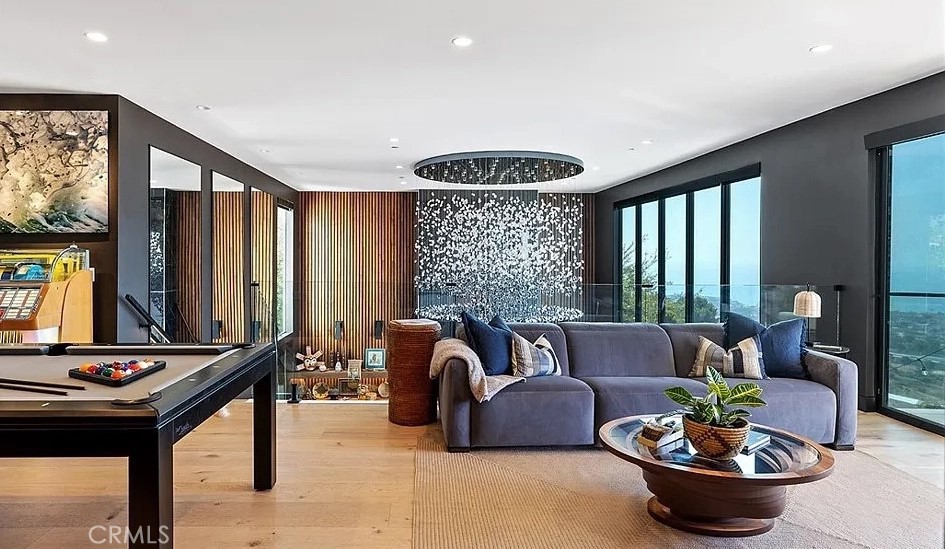 606 E Avenida San Juan