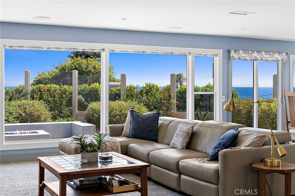 185 E Avenida Cordoba