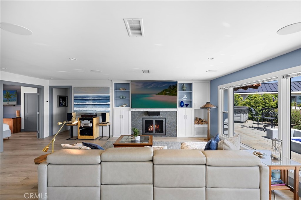 185 E Avenida Cordoba