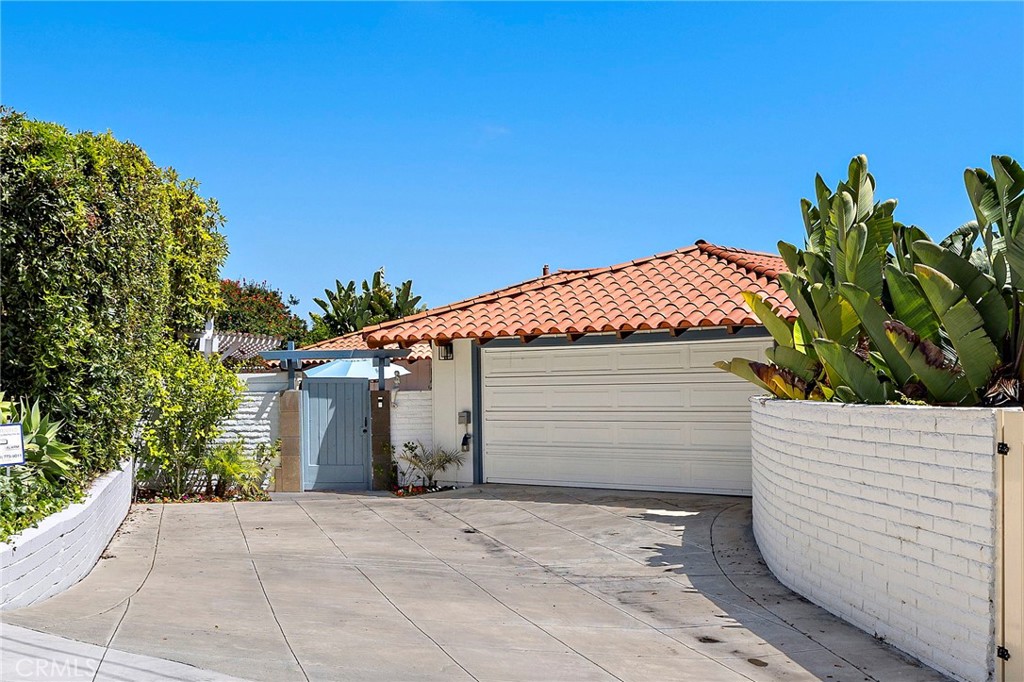 185 E Avenida Cordoba