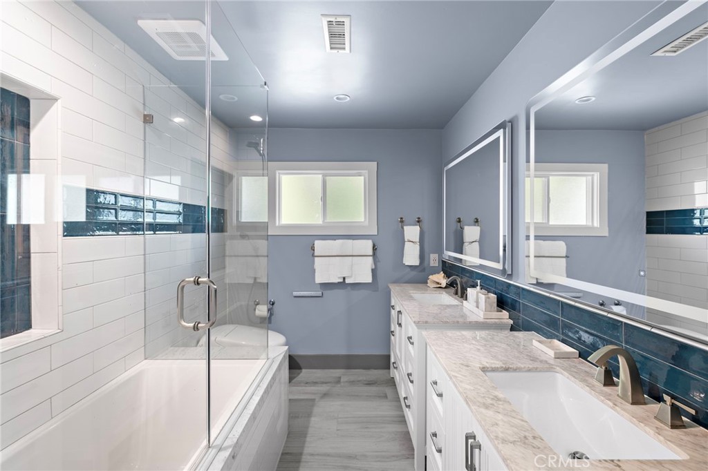 185 E Avenida Cordoba