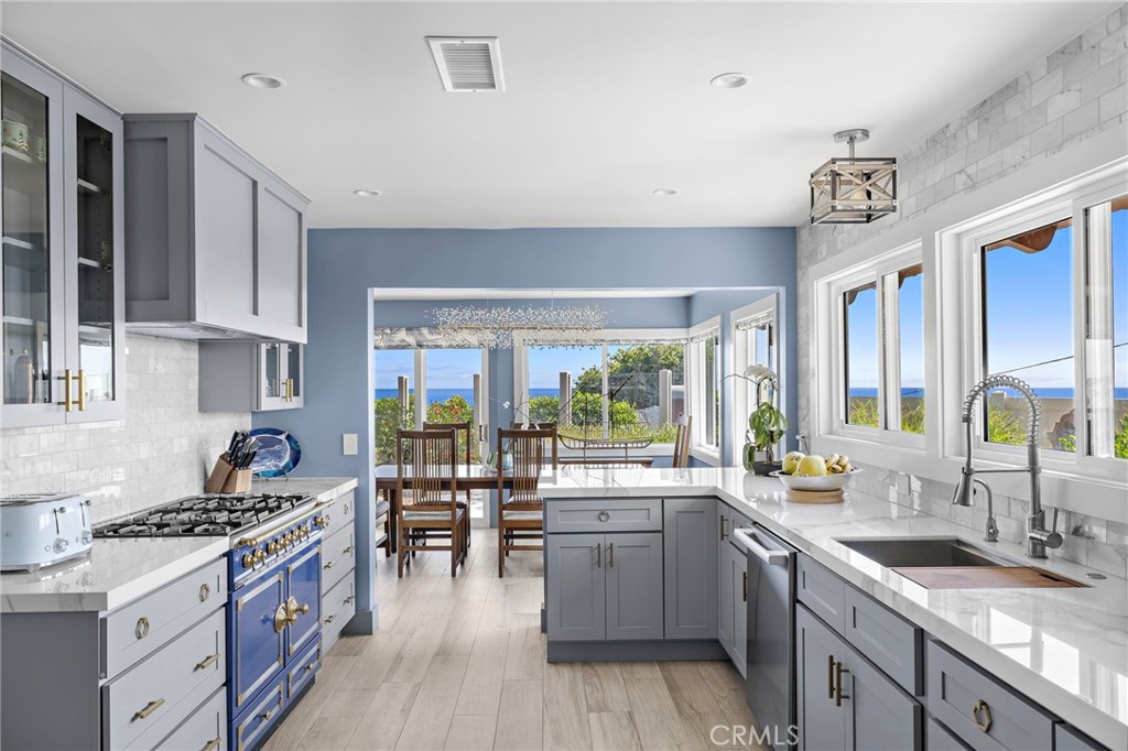 185 E Avenida Cordoba