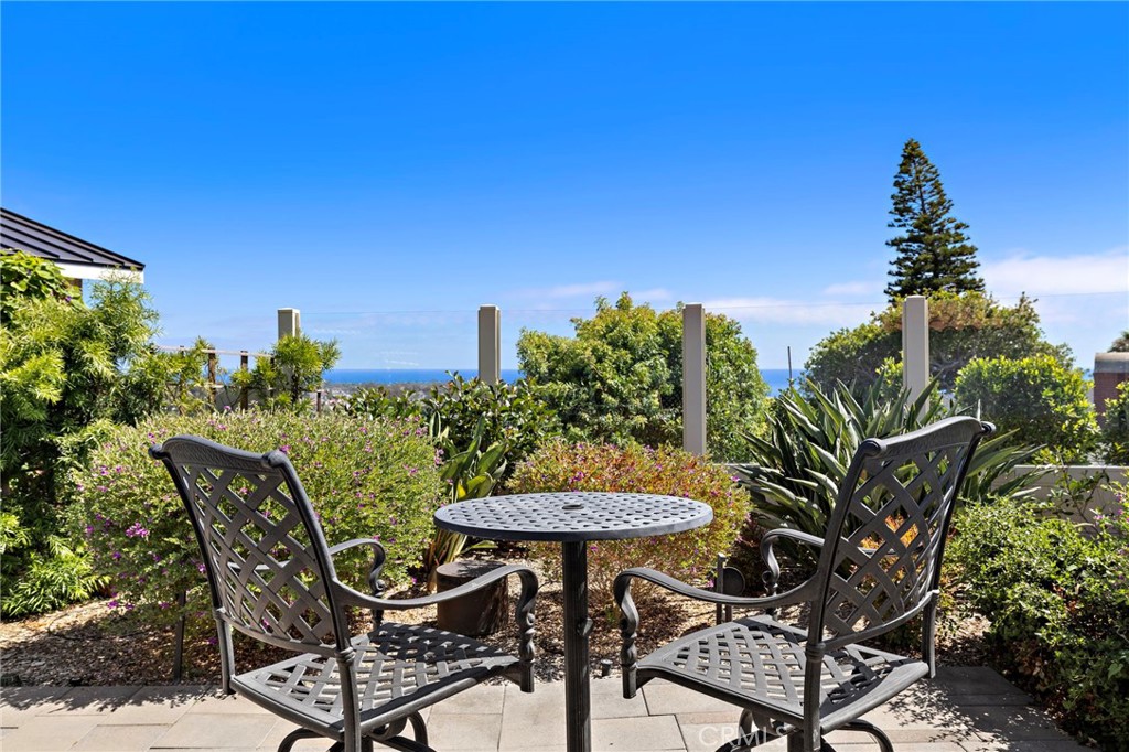 185 E Avenida Cordoba