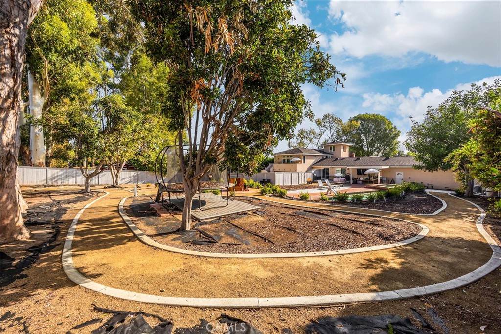 31821 Paseo Alto Plano