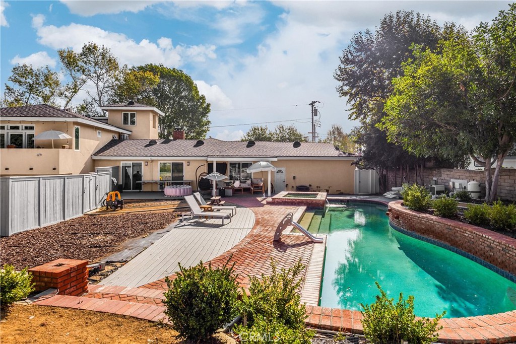 31821 Paseo Alto Plano