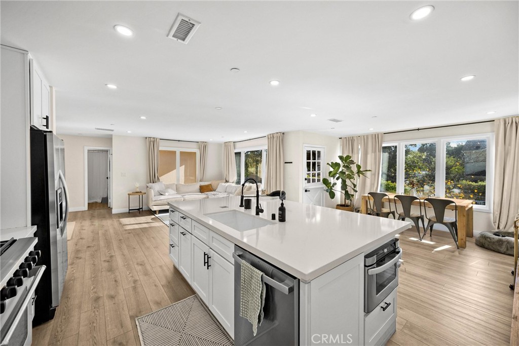 31821 Paseo Alto Plano