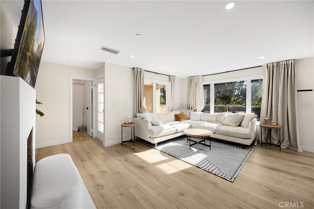 31821 Paseo Alto Plano