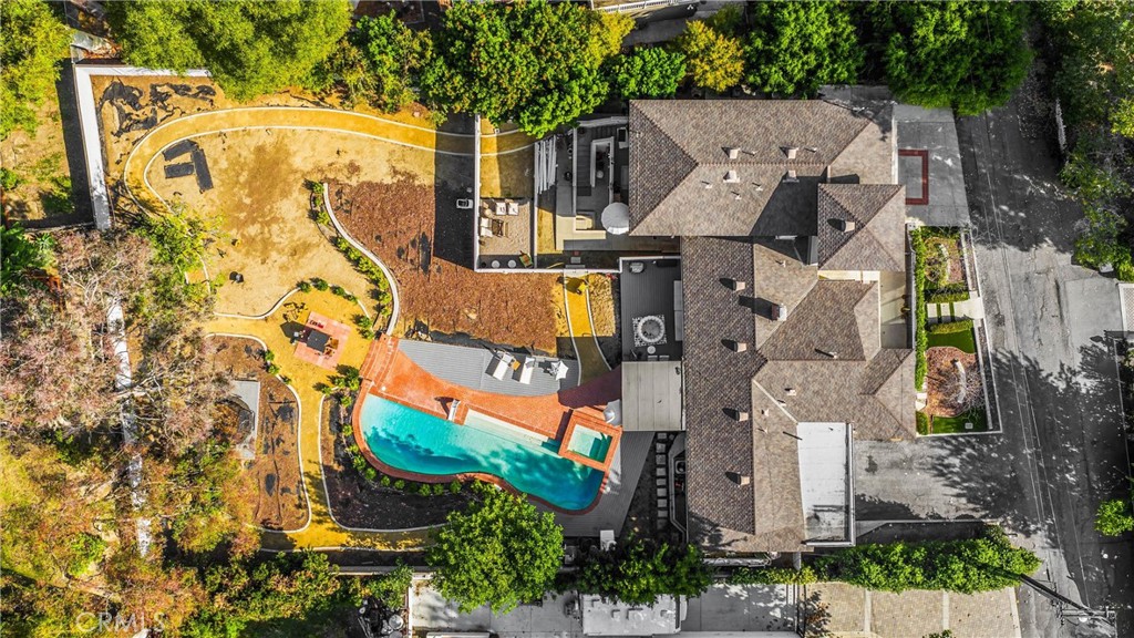 31821 Paseo Alto Plano