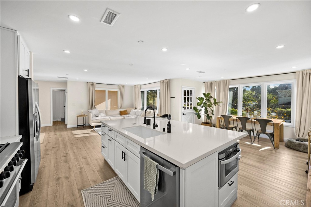 31821 Paseo Alto Plano