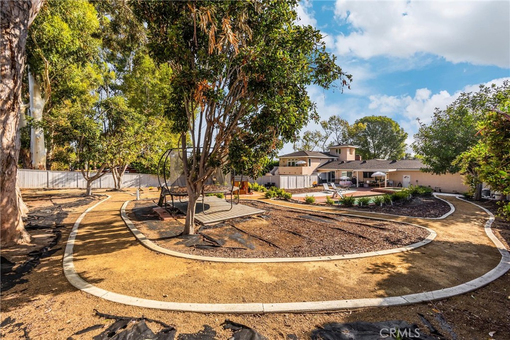 31821 Paseo Alto Plano