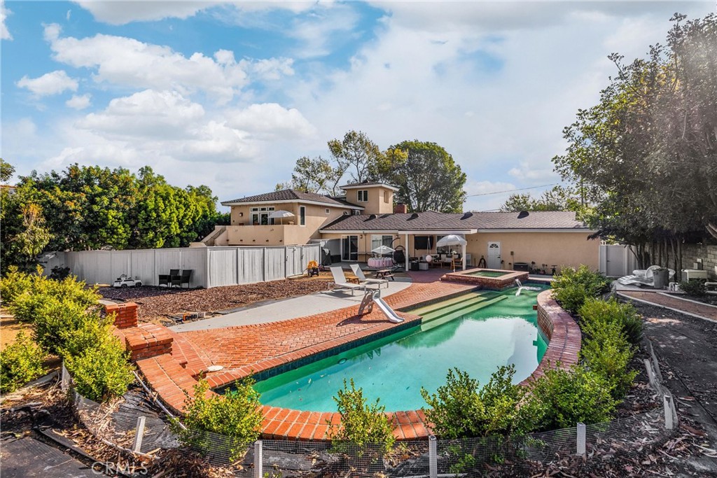 31821 Paseo Alto Plano