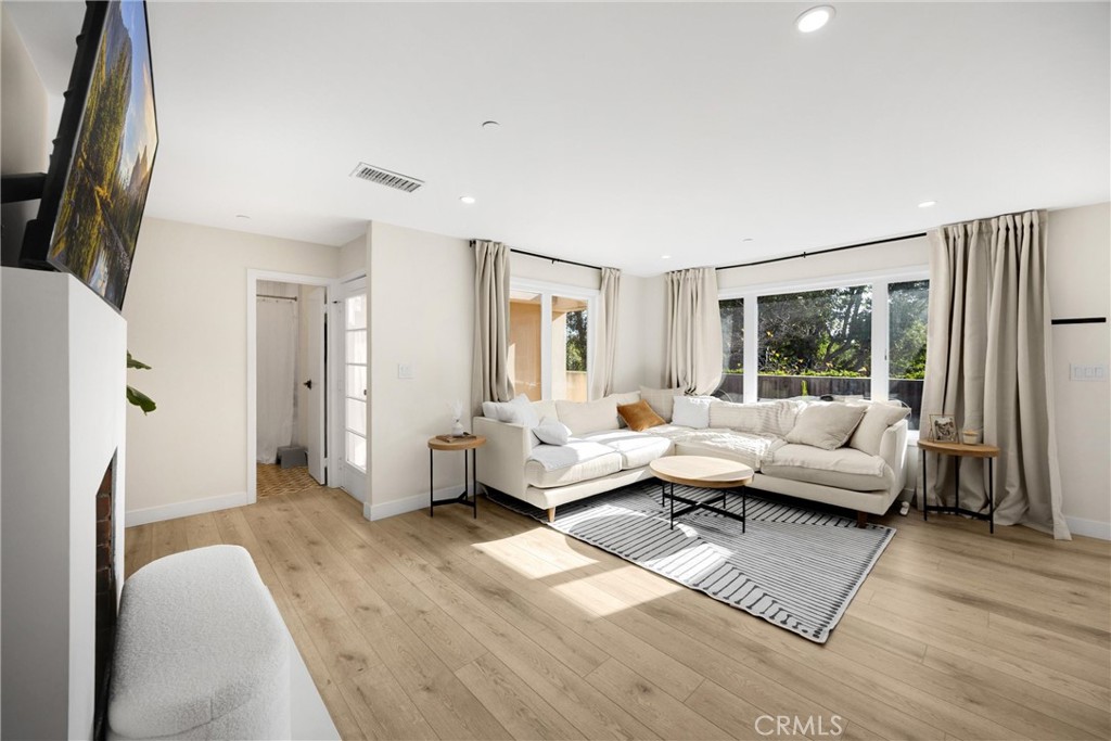 31821 Paseo Alto Plano