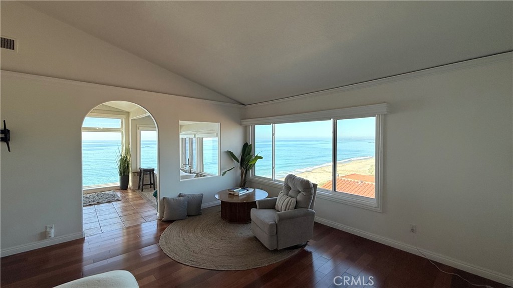 268 Avenida Montalvo 3