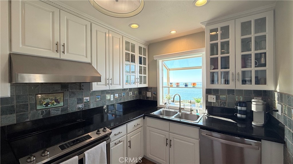 268 Avenida Montalvo 3