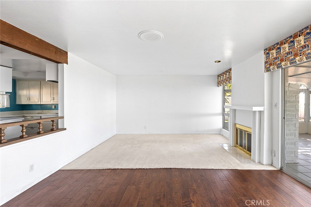 200 Avenida San Carlos