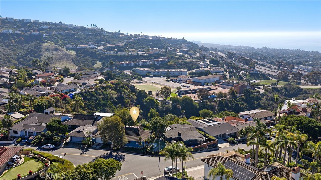 200 Avenida San Carlos