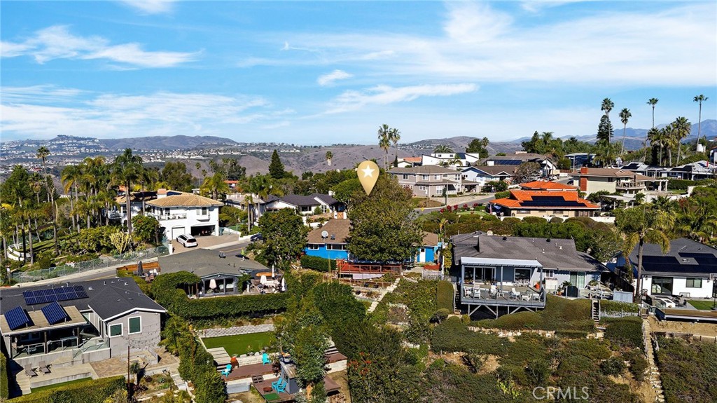 200 Avenida San Carlos