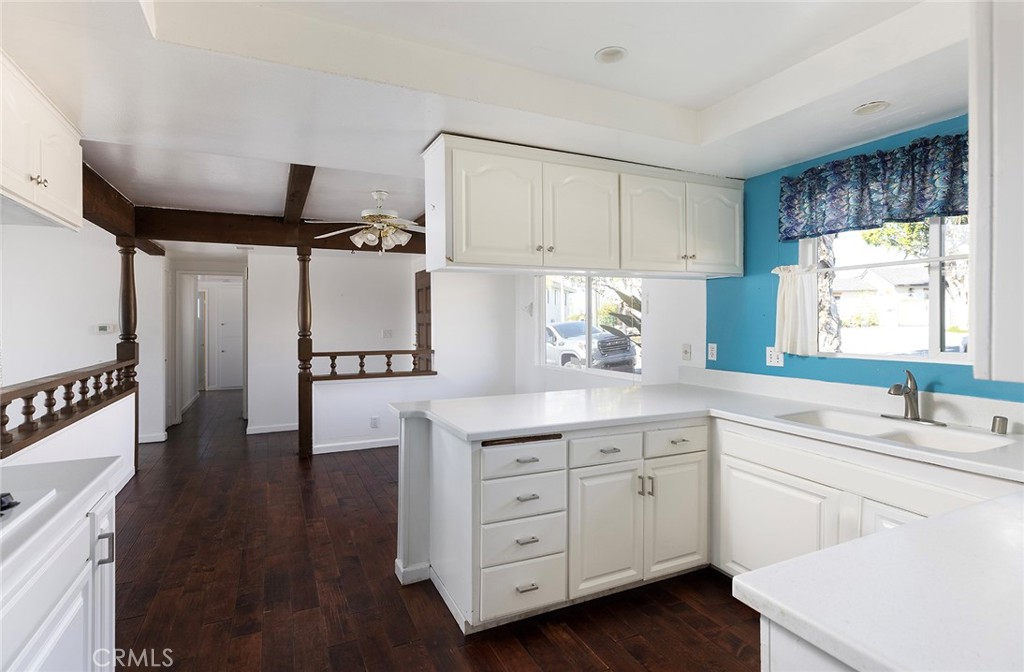 200 Avenida San Carlos