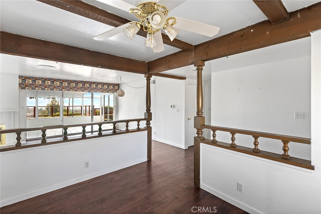 200 Avenida San Carlos