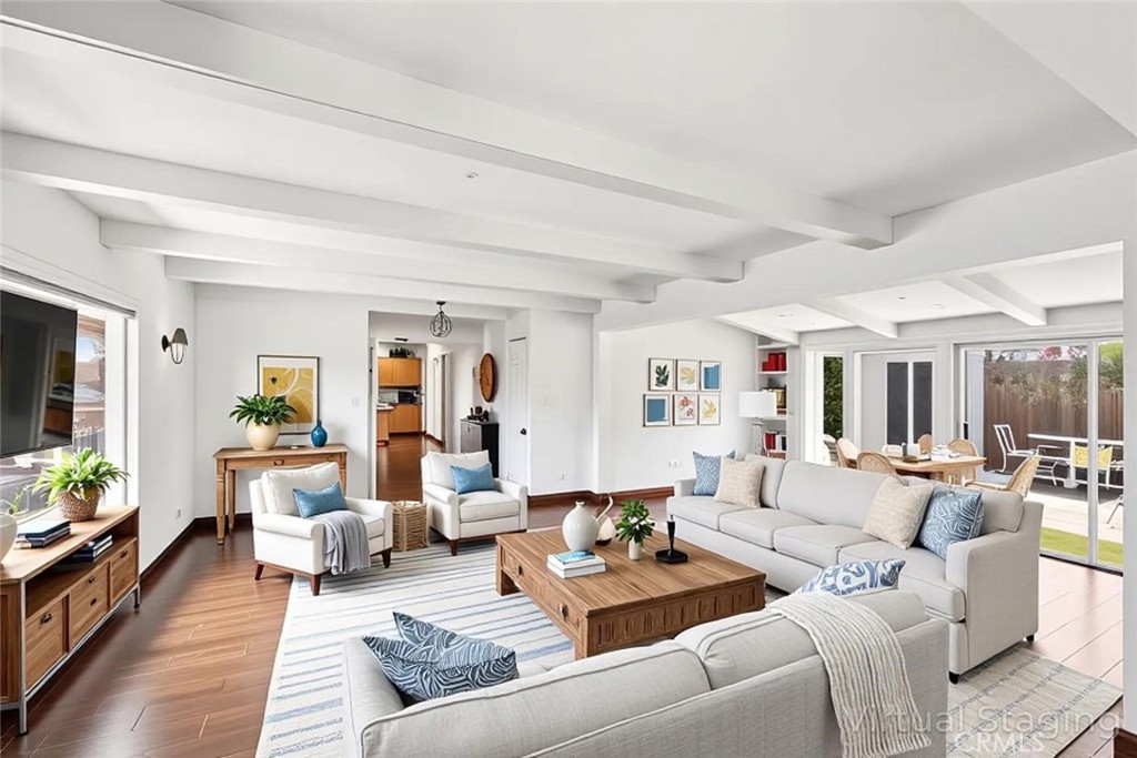 202 Avenida Monterey