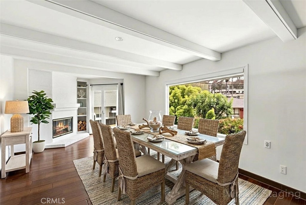 202 Avenida Monterey