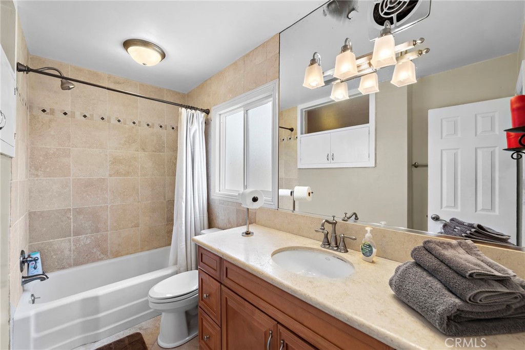 202 Avenida Monterey