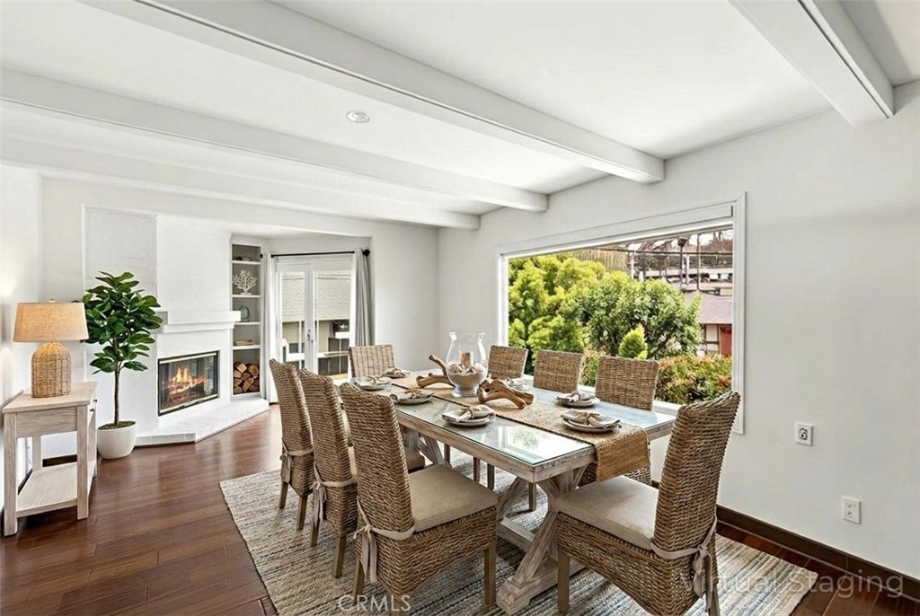 202 Avenida Monterey