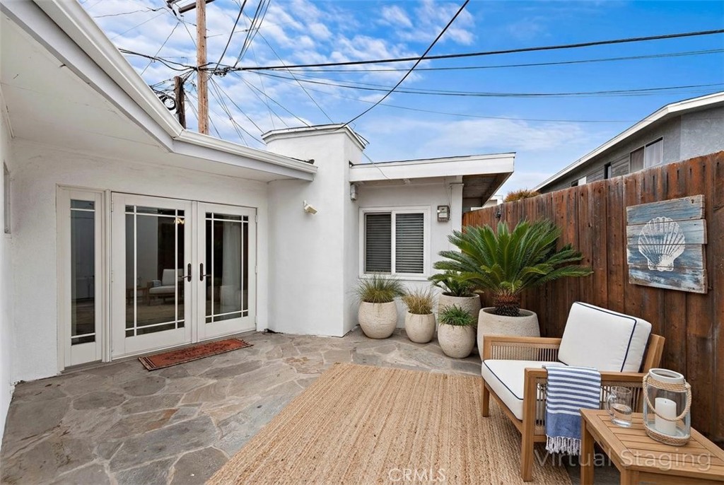 202 Avenida Monterey