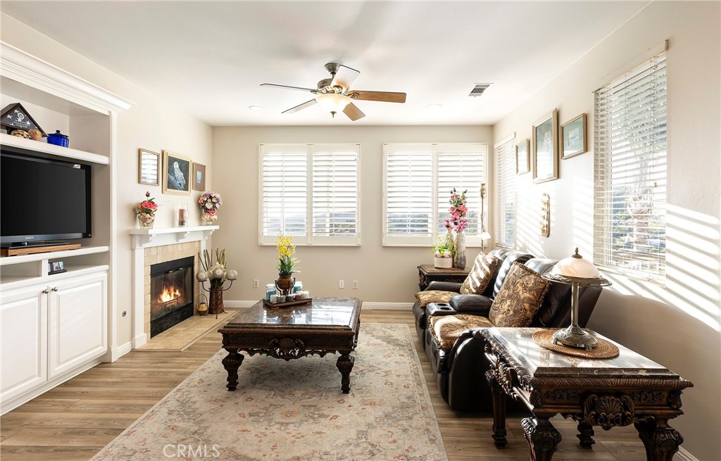 444 Camino Flora Vista