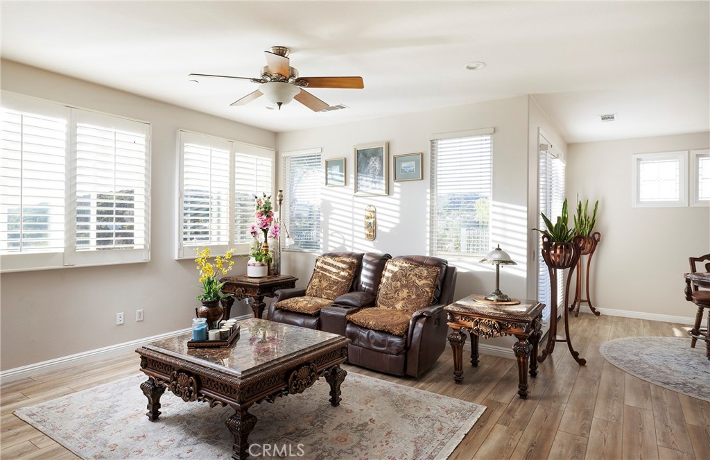 444 Camino Flora Vista