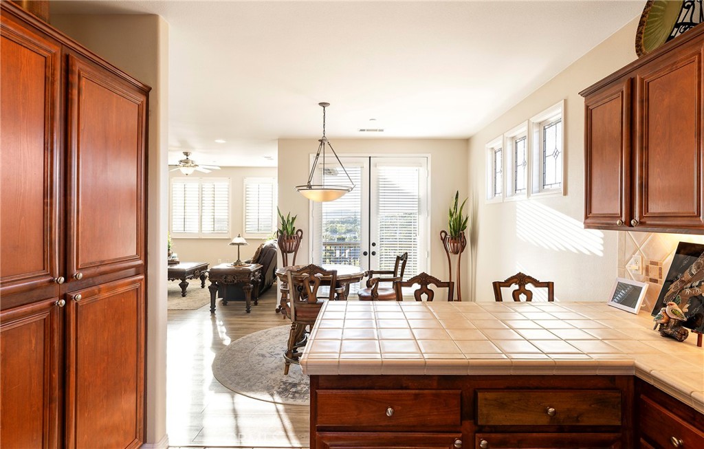 444 Camino Flora Vista