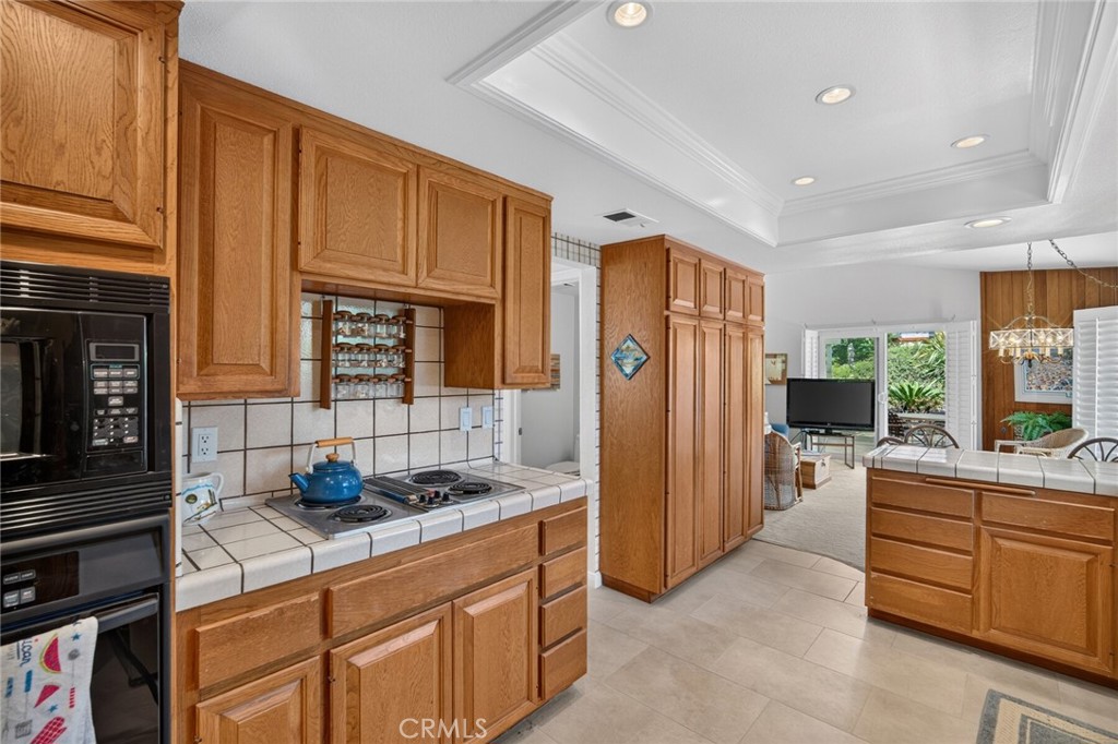 2403 Calle Monte Carlo