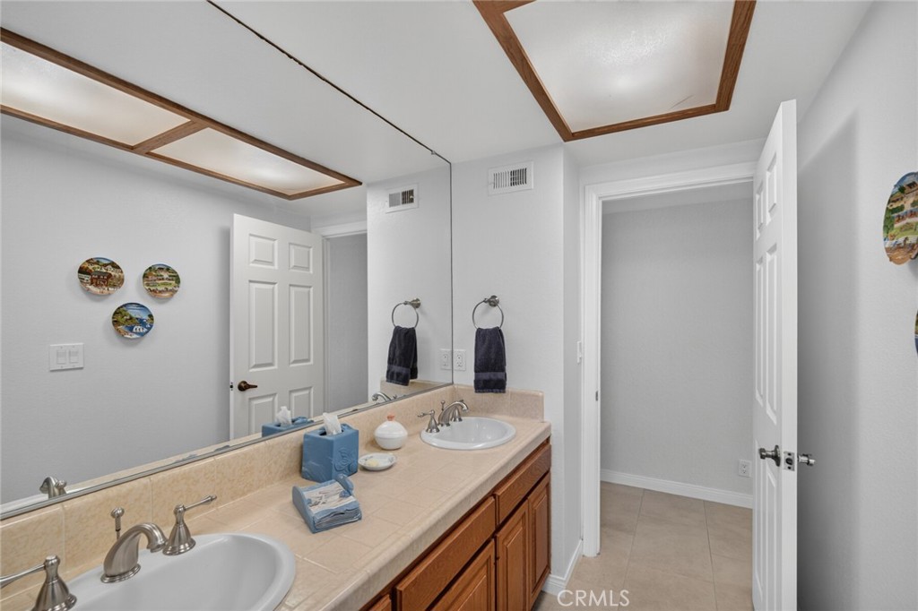 2403 Calle Monte Carlo