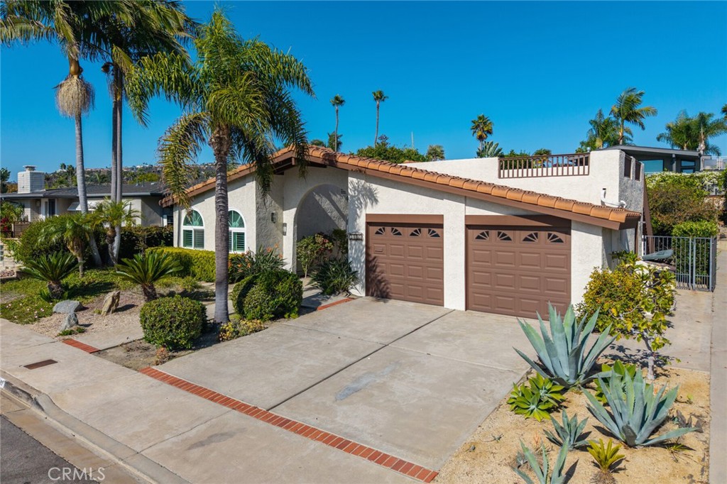 2403 Calle Monte Carlo