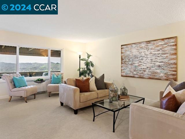 1122 Skycrest Dr # 1