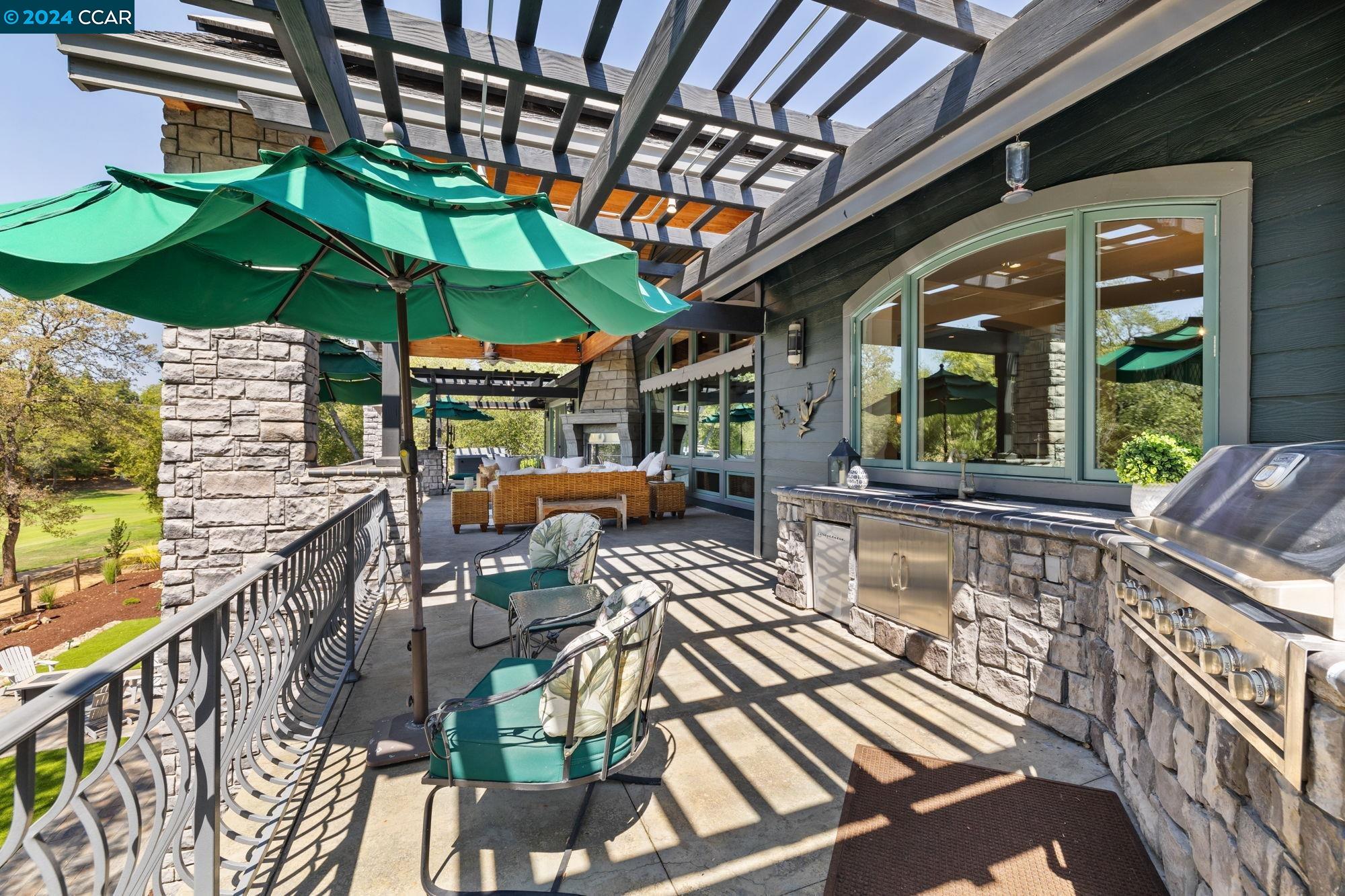 312 Catalpa Ln