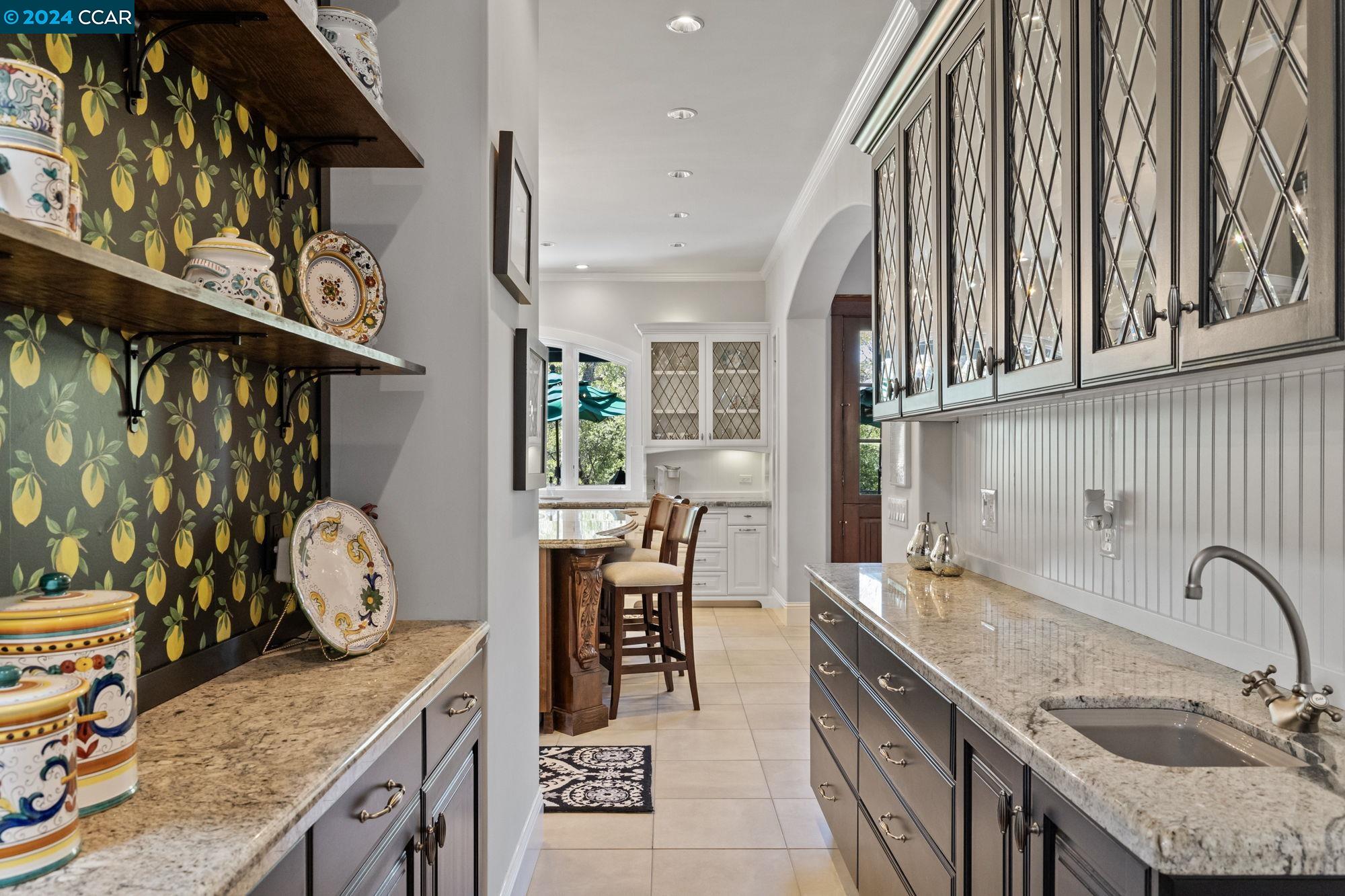 312 Catalpa Ln