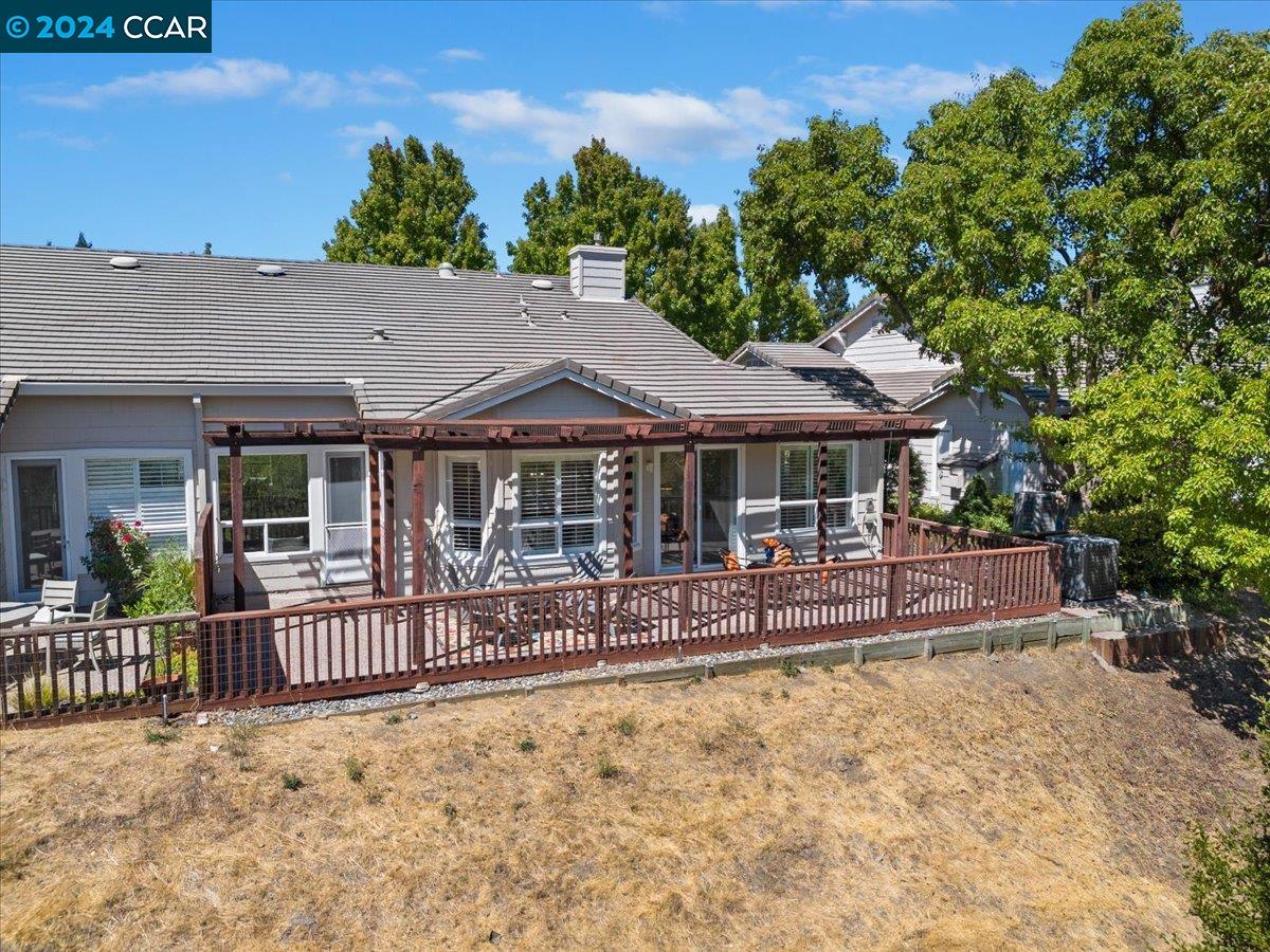 1712 Comstock Dr