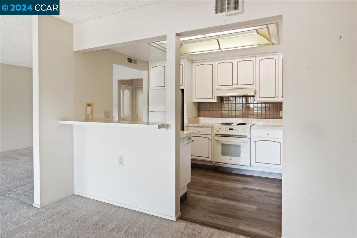 2365 Pine Knoll Dr # 5