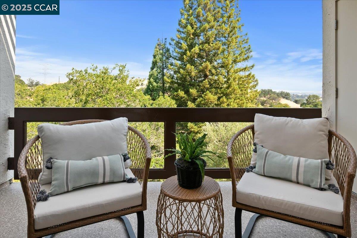 3274 Ptarmigan Dr # 1A