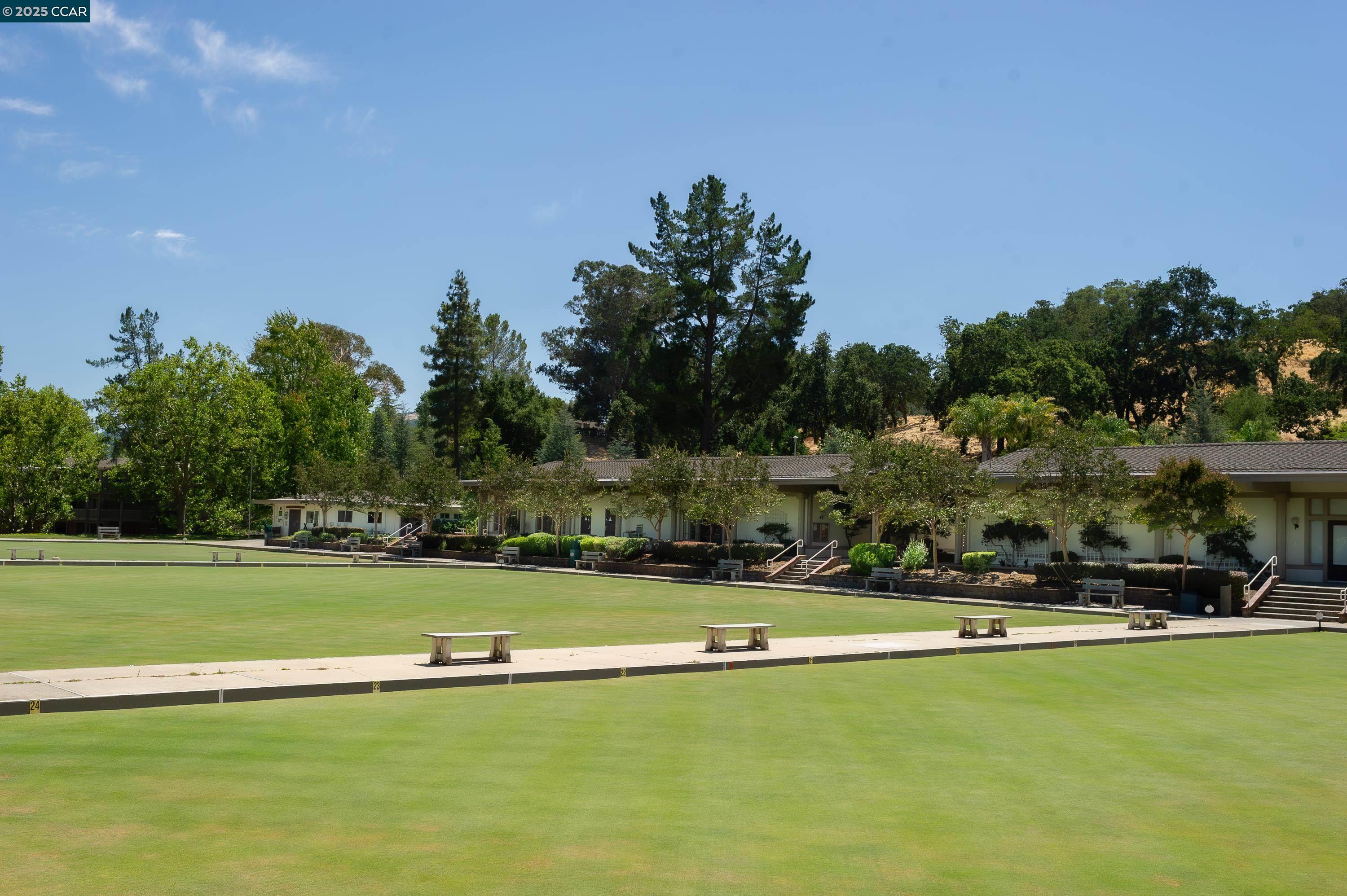 3274 Ptarmigan Dr # 1A