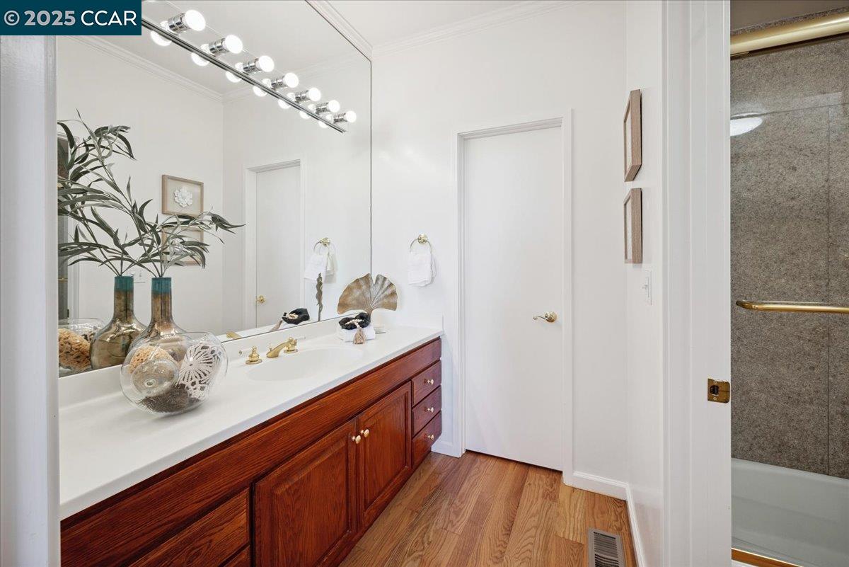 3274 Ptarmigan Dr # 1A