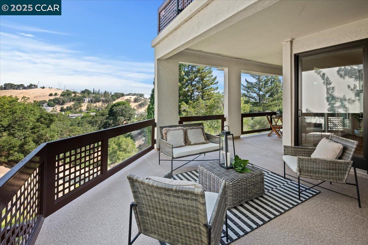 3274 Ptarmigan Dr # 1A