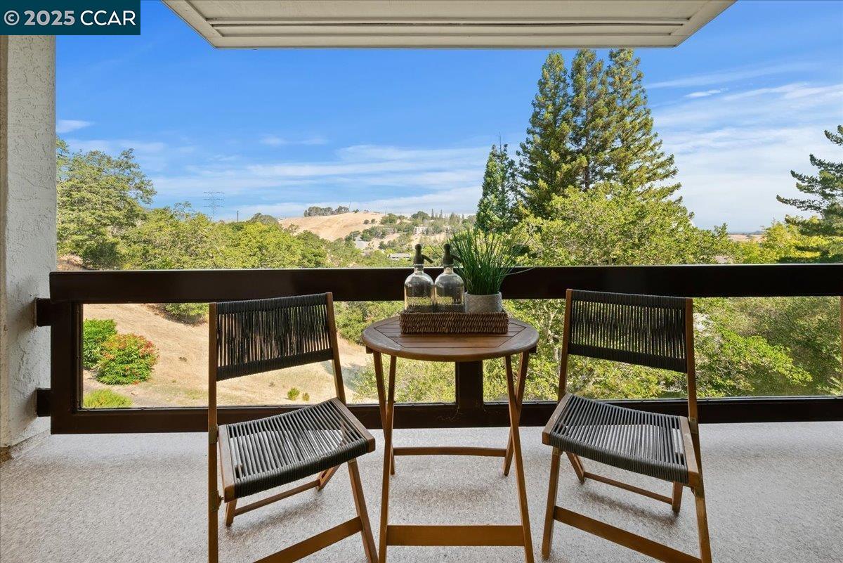 3274 Ptarmigan Dr # 1A